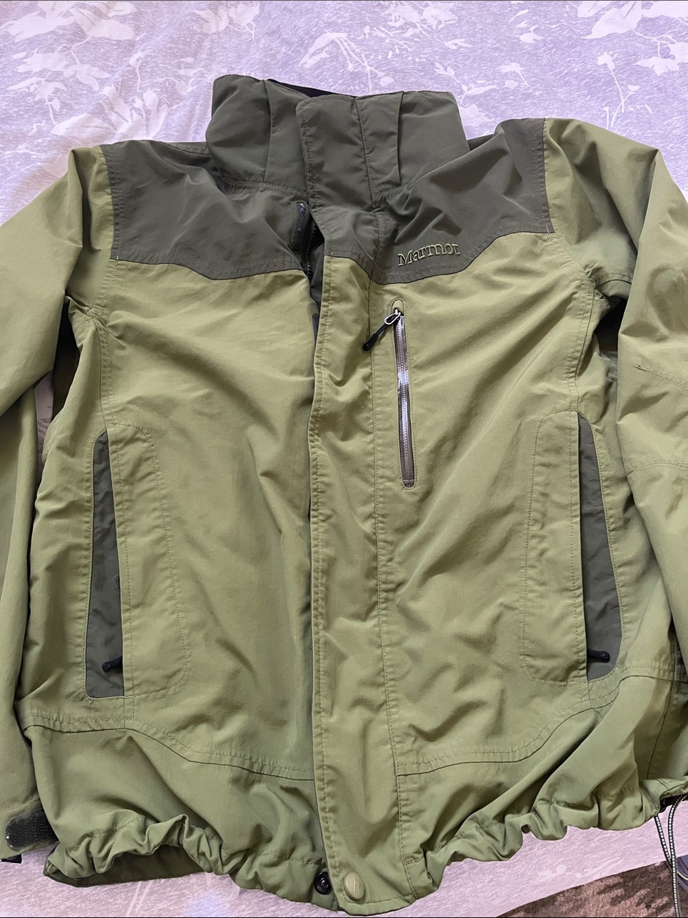 Marmot Olive Green Hooded Raincoat with Navy Lining